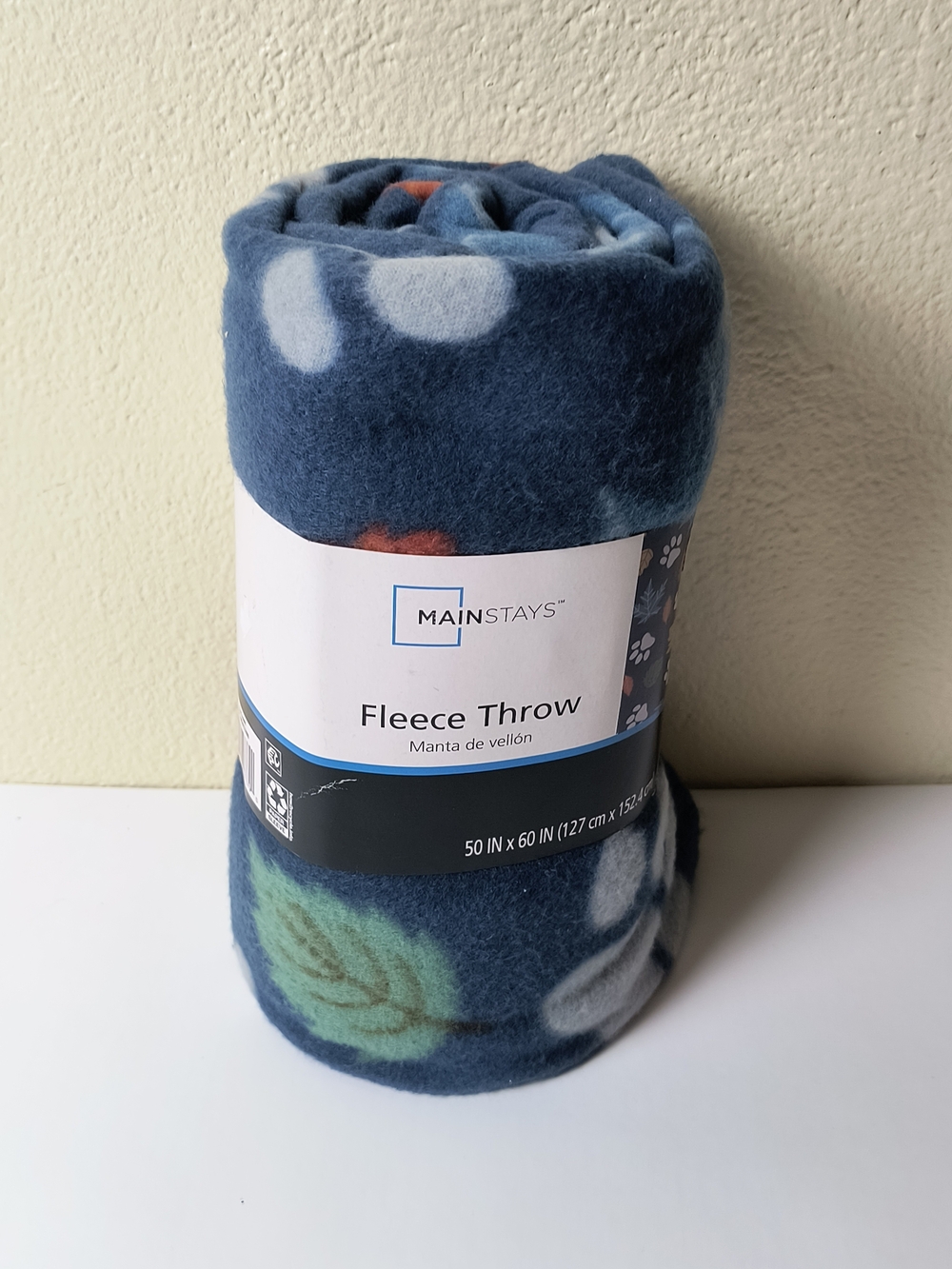 Mainstays 50"x 60" Navy Blue Floral Fleece Throw - Soft Cozy